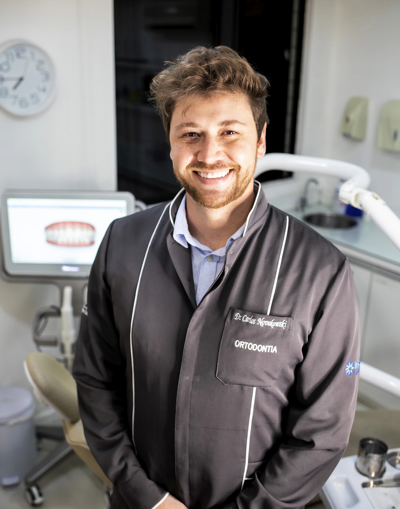 Dr Luca Bianchi smiling in surgery 2
